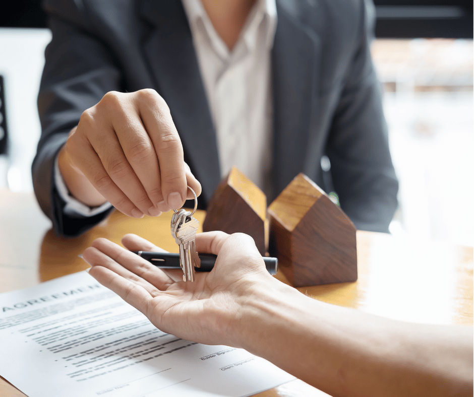 Property Dealing & Real Estate
